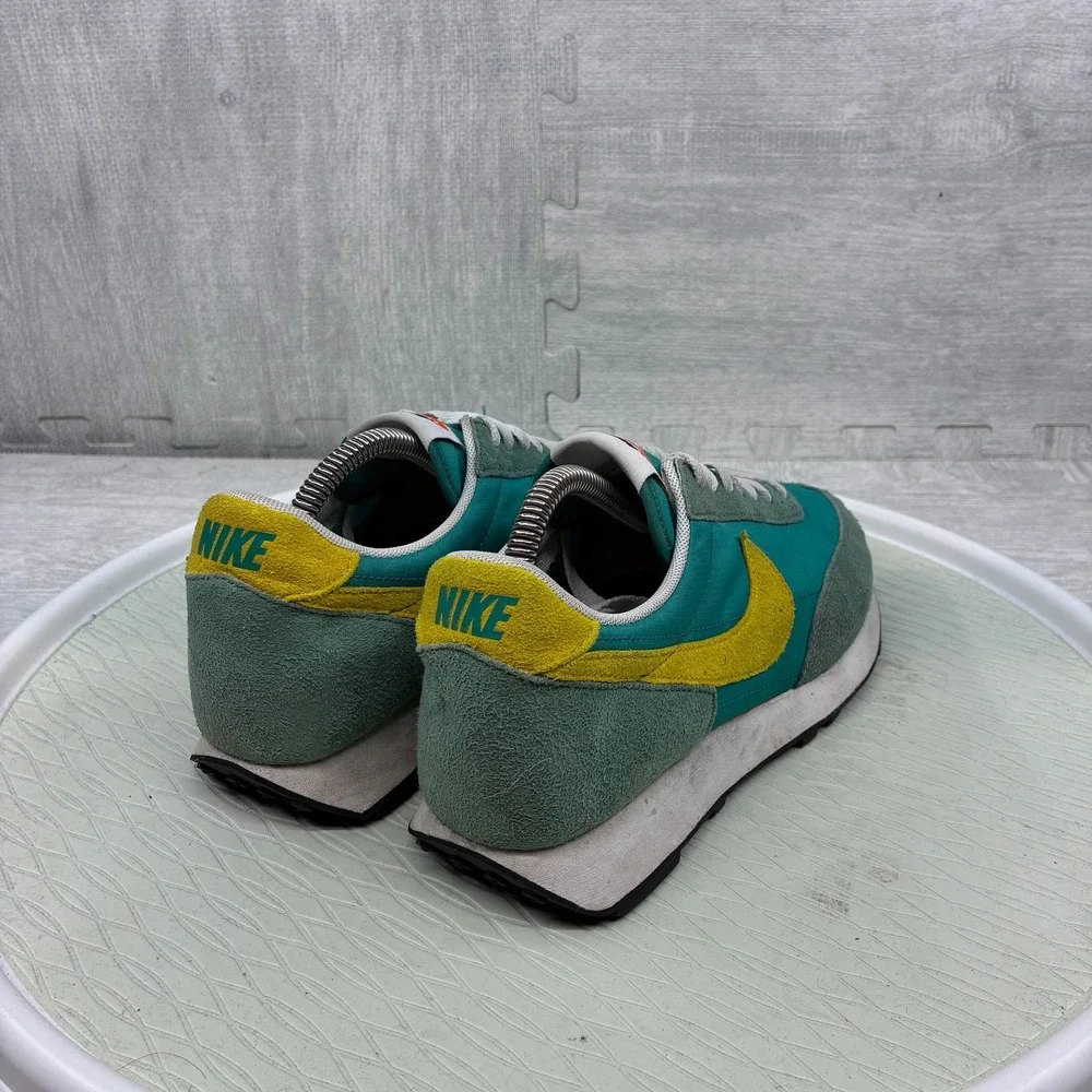 Nike excellent used